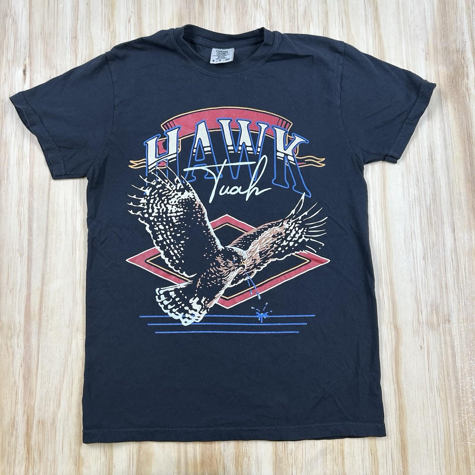 HAWK TUAH T-Shirt Funny HAWK TUAH TAWK TUHA Meme Slag Viral Girl Small Unisex T-Shirt XL