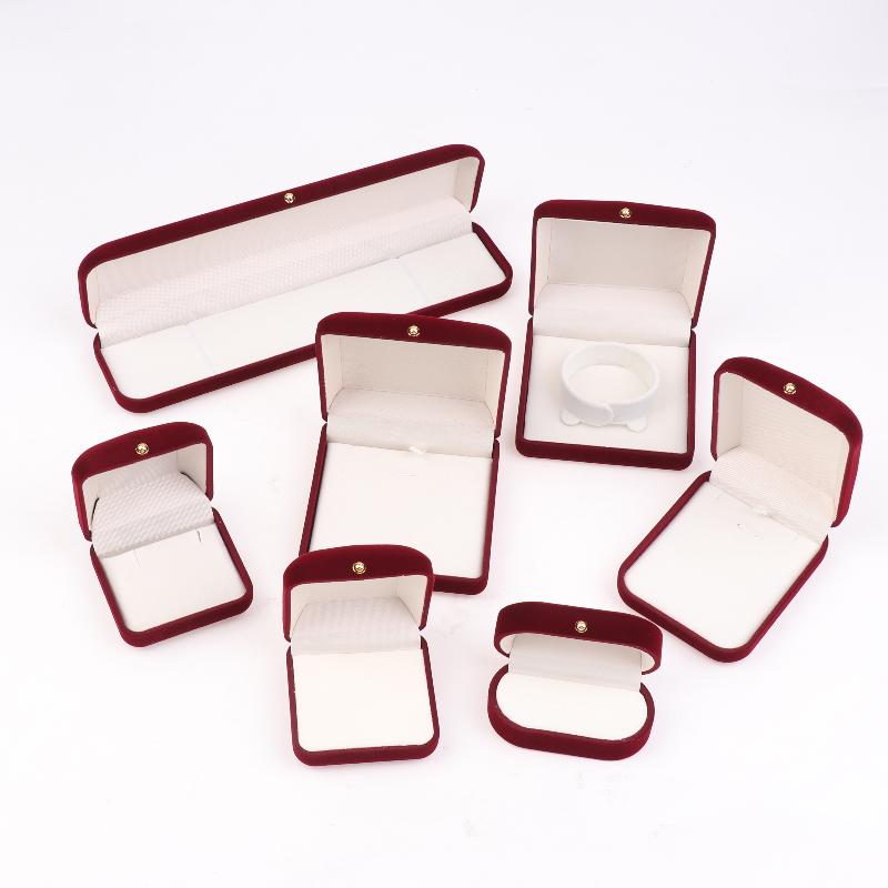 Beflockte Gold Schnalle Schmuckschatulle Anhänger Ring Halskette Ohrring Armband Display Aufbewahrungsbox Luxuriöse Gefühle Verpackungsschachtel