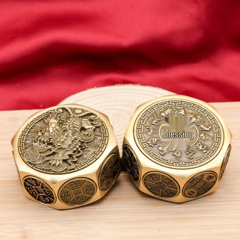 Mosazná vícestranná rotující dekompresní ozdoba pro přilákání bohatství a pokladů