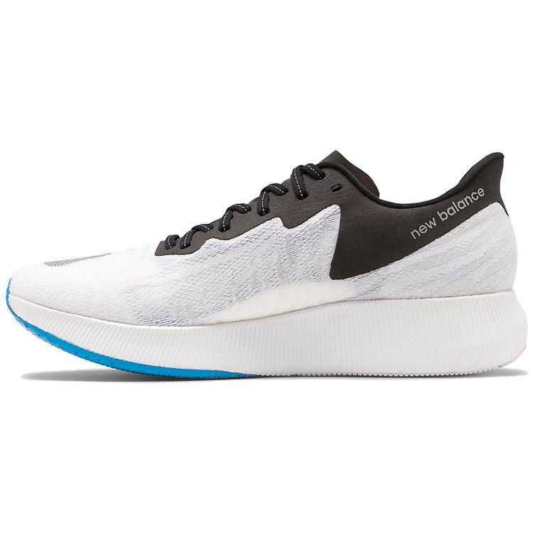 

New Balance FuelCell TC White Vision Blue Мужские кроссовки черные MRCXWM