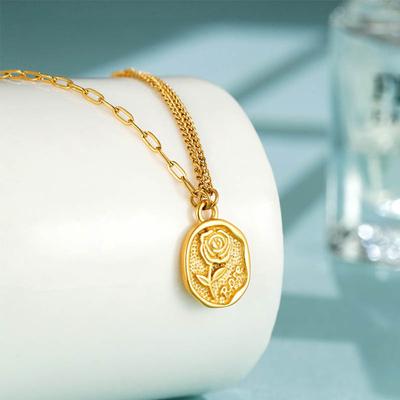 French Retro Rose Pendant, Titanium Steel Electroplating Stacked High-end Clavicle Chain Female Niche Design
