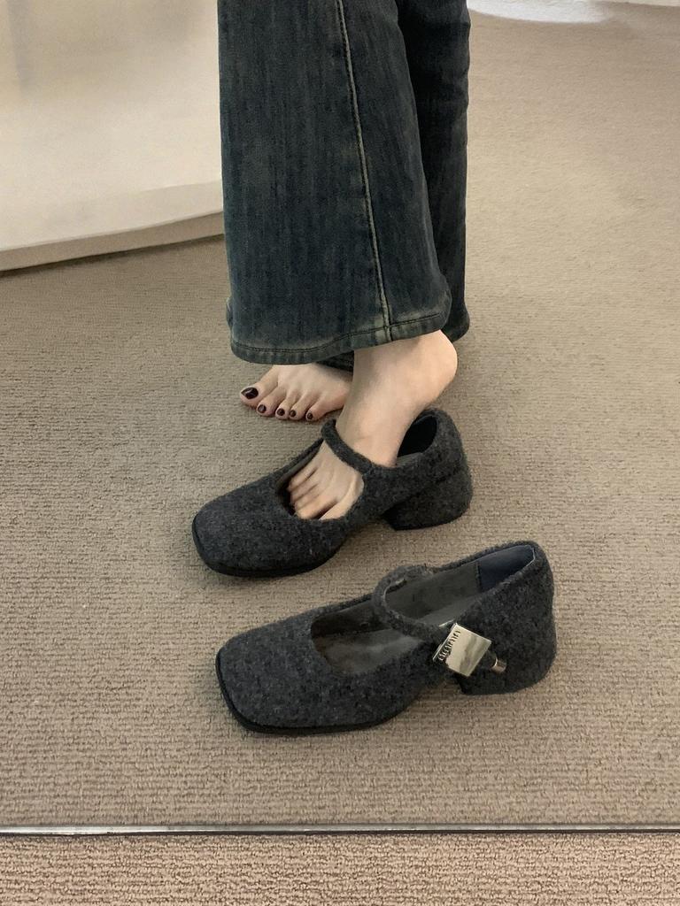 Premium high-heeled brown single shoes women's shoes autumn and winter retro velvet evening commute thick-heeled grandma shoes