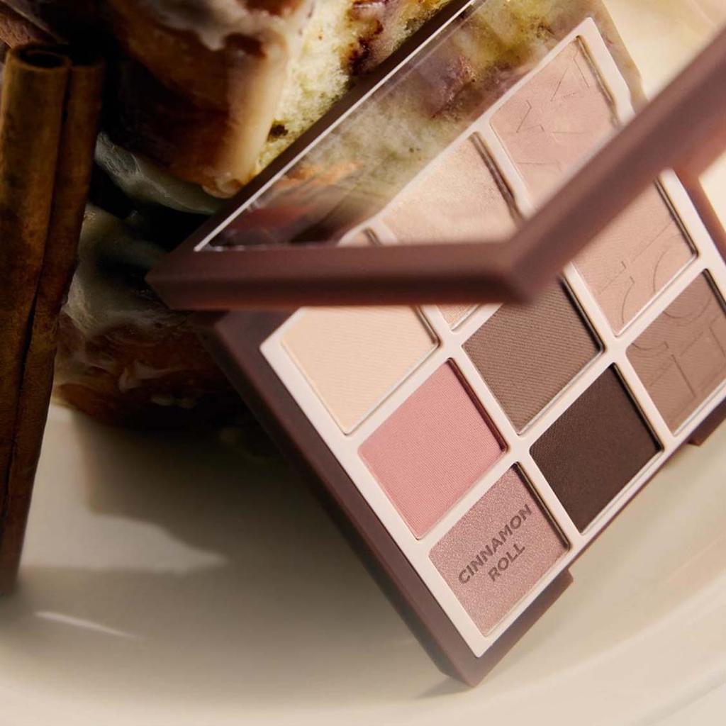 HOLIKA HOLIKA Minha Paleta de Sombras Favorita Mood 16 Cinnamon Roll 7.4g Paleta Coreana de Sombras Marrons para Uso Diário