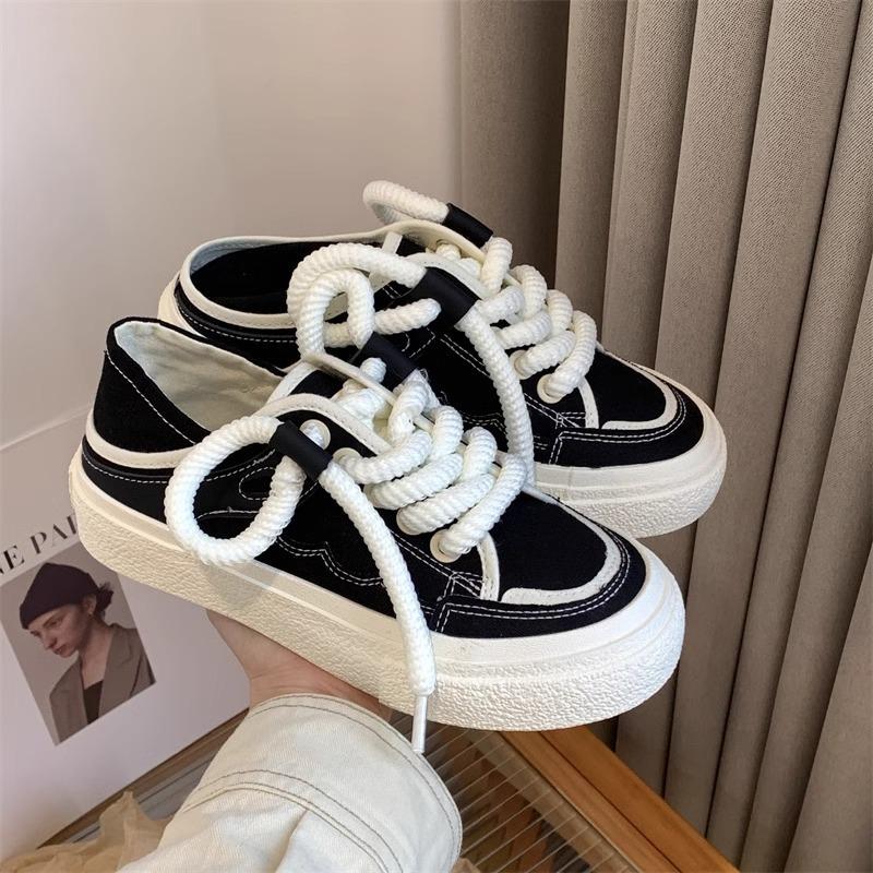 Niche autumn thin canvas shoes women ins lazy half support two wear versatile board shoes