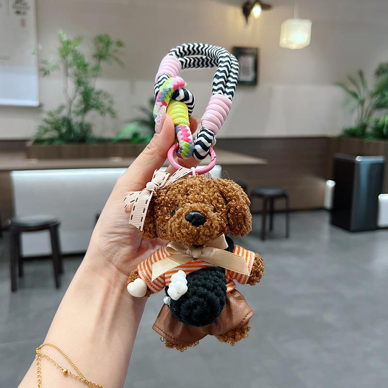 Gestreifter Pullover Teddybär Schlüsselanhänger, Handgemachte Garn Umhängetasche Anhänger, Cartoon Rucksack Anhänger, Kreatives Geschenk Für Frauen kaffeebraun