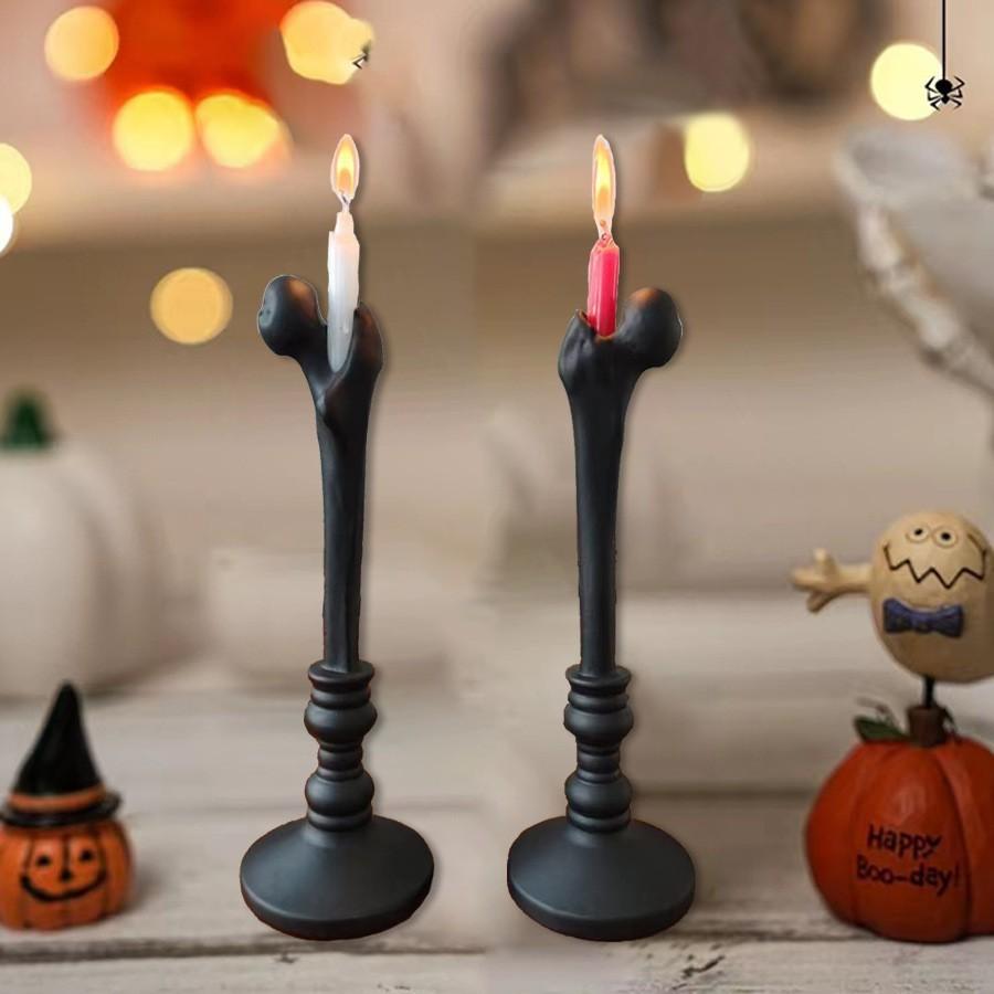 Gothic Decorative Style Candle Holder Made Of Resin For Charming Halloween Home Accents