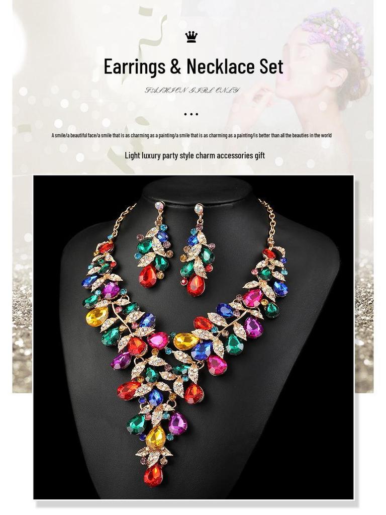 European & American Vintage Crystal Necklace Set: Women's Luxury Evening Dress Clavicle Chain
