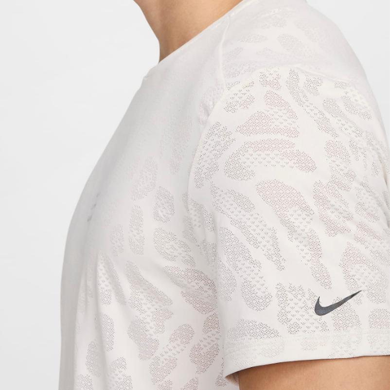 Nike Leopard Print Casual Short Sleeve T-Shirt Men Tops Light-Gray FZ0614-030