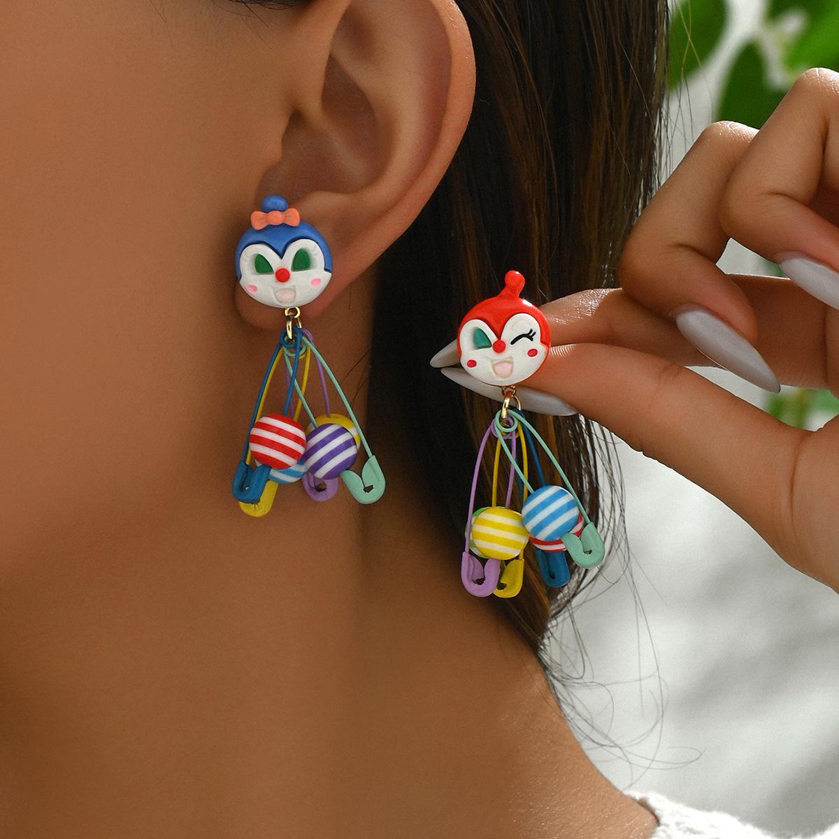 Niche European and American Hip-hop Style Women s Pin Earrings Versatile High-end Earrings 1CM*3CM