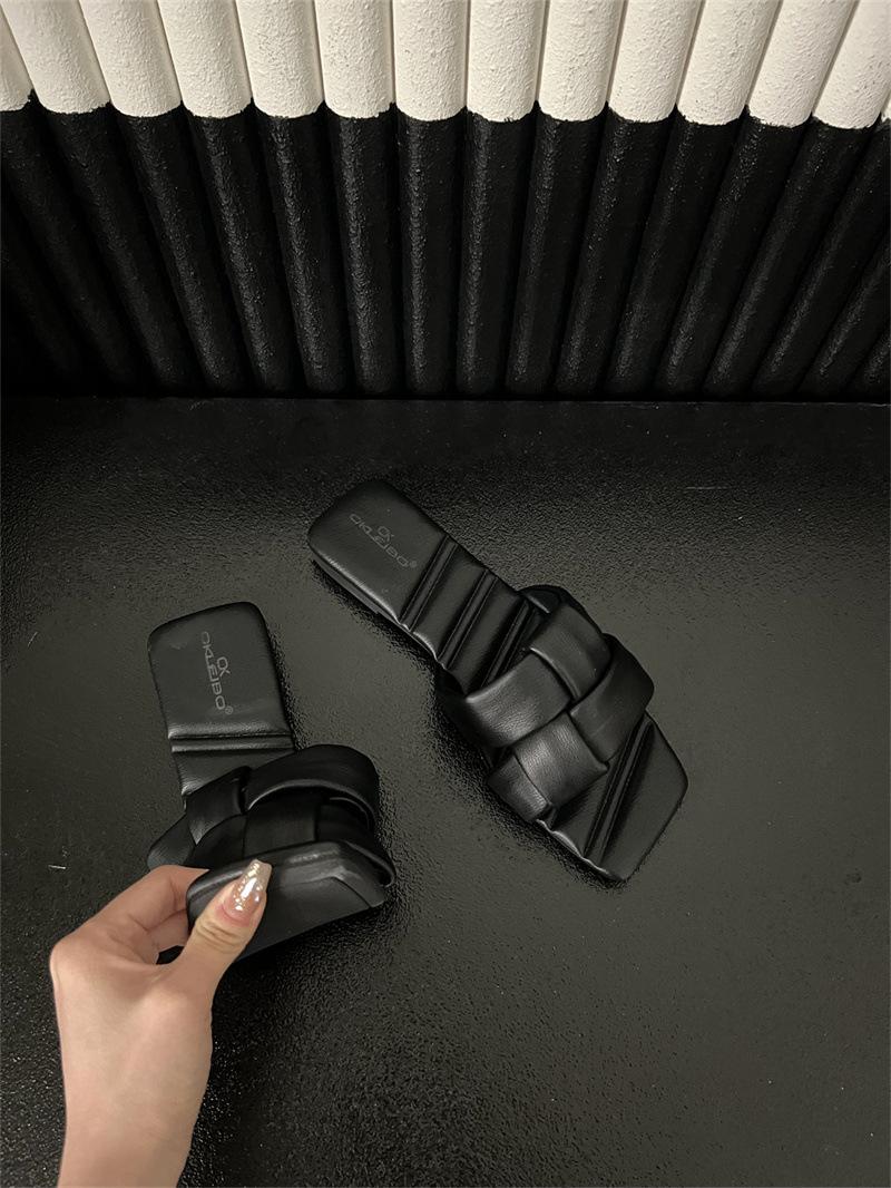 

Корейская версия нишевого дизайна сандалии с квадратным носком и плоским дном женские сандалии с одним словом 2024 новые мягкие кожаные туфли в стиле феи в римском стиле 40 чёрный