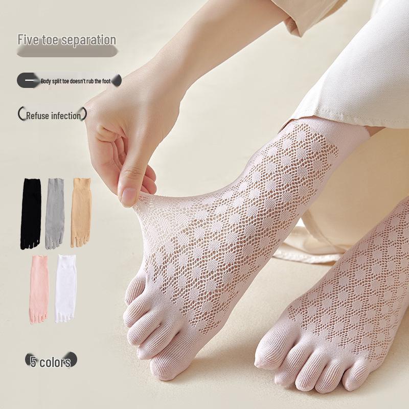 Women's Spring/Summer Velvet Ice Silk Five-Finger Socks – Japanese Style, Breathable & Sweat-Absorbent