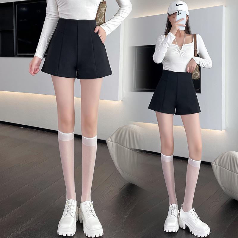 Summer 2024 Women's Black High-Waisted Wide-Leg Shorts: Slimming, Versatile, Casual Bootcut Design