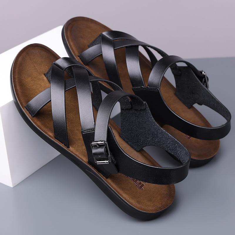 Summer Rome Fashion New Men Gladiators Black Buckle Strap Patent Leather Casual Shoes Breathable Beach Sandals Outdoor Slippers