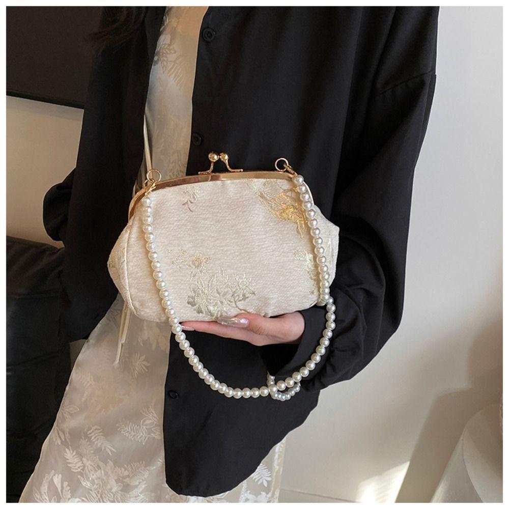 Pearl Chain Hanfu Embroidery Handbag Embroidered Cheongsam Bag Chinese Style Handbag Wedding