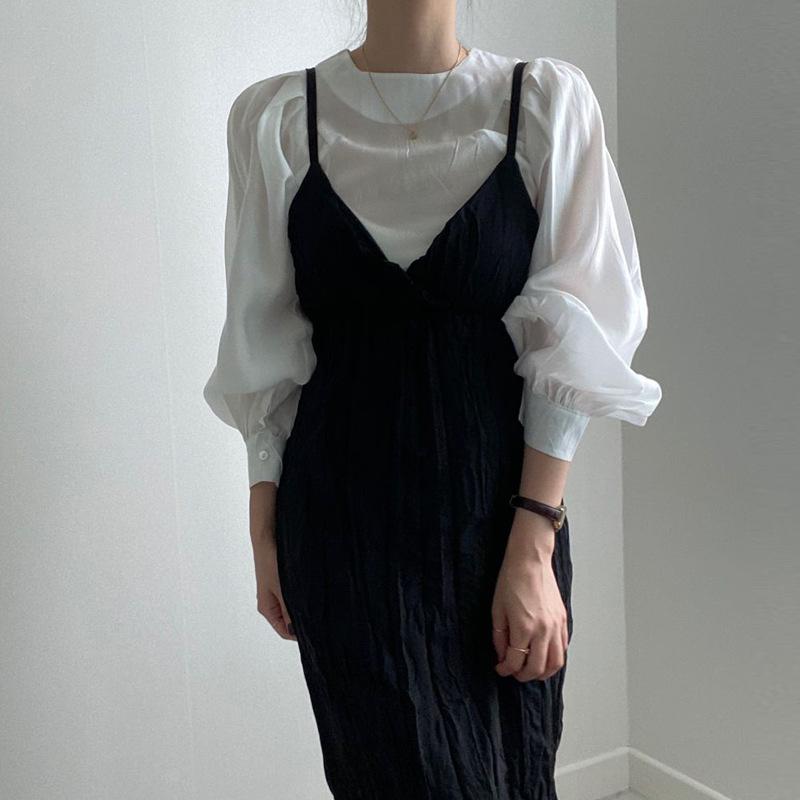 Round neck bubble sleeve shirt with early autumn temperament Korean chic French minimalist feminine top versatile shirt