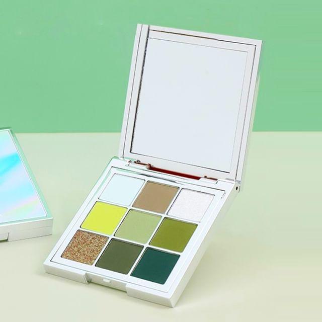 SHEDELLA - 9 Shades Matte Eyeshadow Palette - Mystrey Forest