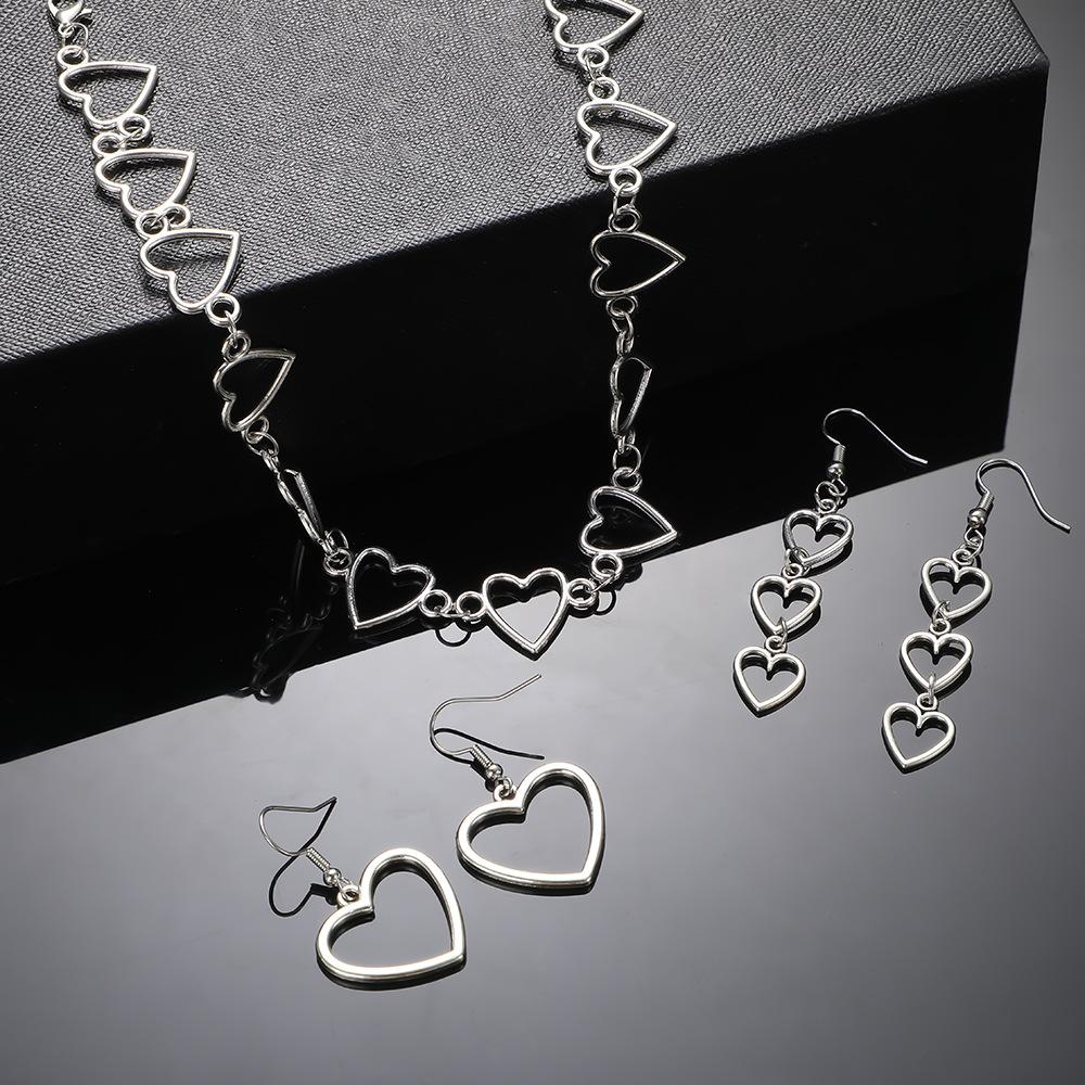 Hollow Heart Shape Necklace Set for Women , Minimalist Cool Style , Light Jewelry Set with Necklace Earrings Bracelet