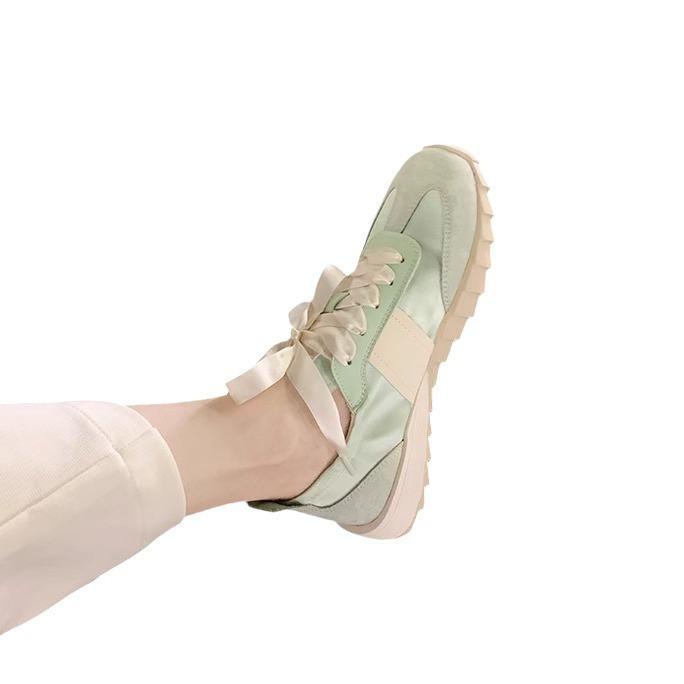 Grape mother sneakers summer women's light and breathable platform casual training shoes front lace-up dad shoes women 2025