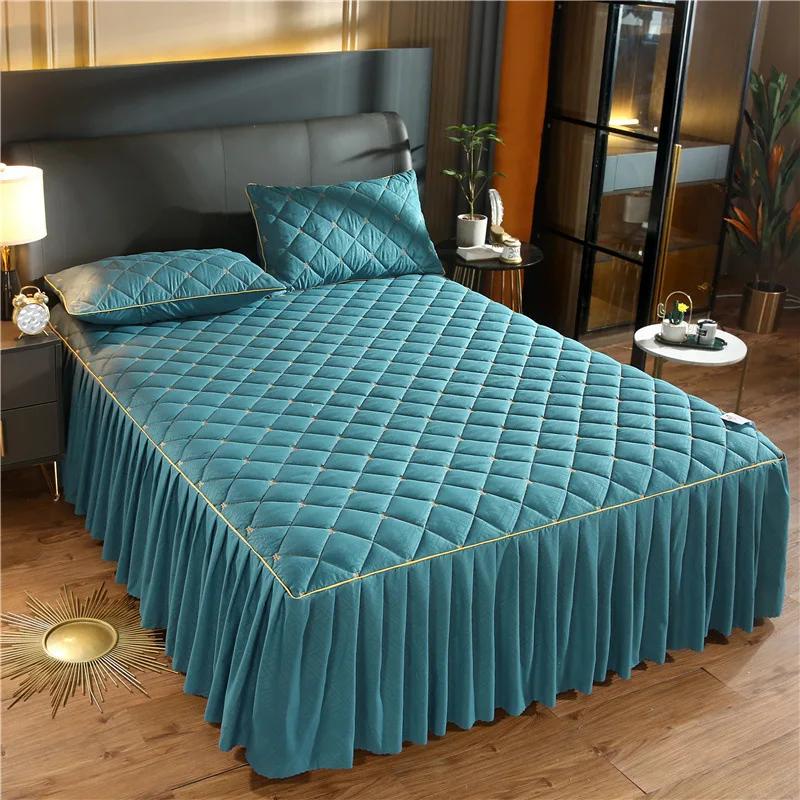 Luxury Quilted Bed Skirt Winter Warm Thicken Velvet Bedspread King Good Hand Feeling Bed Cover Not Included Pillowcase