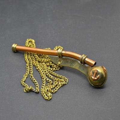 Senovinis varinis ir žalvarinis Boatswain's Bosun Naval Pipe Whistle, Regalas