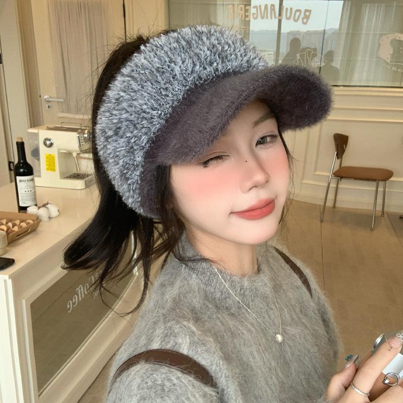 Korean Style Fashionable and Versatile Face-showing Plush Hat Autumn and Winter Windproof Warm Air Top Baseball Cap Outdoor Casual Ear Protection Hat
