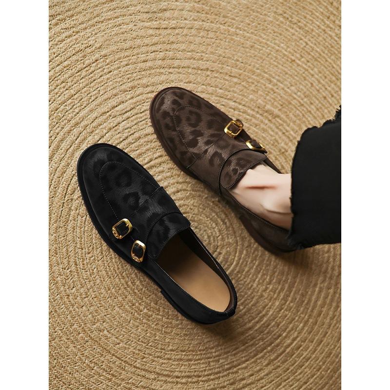French retro leopard print deep mouth single shoes women's 2025 spring and autumn new small leather shoes one pedal women's shoes low heel loafers
