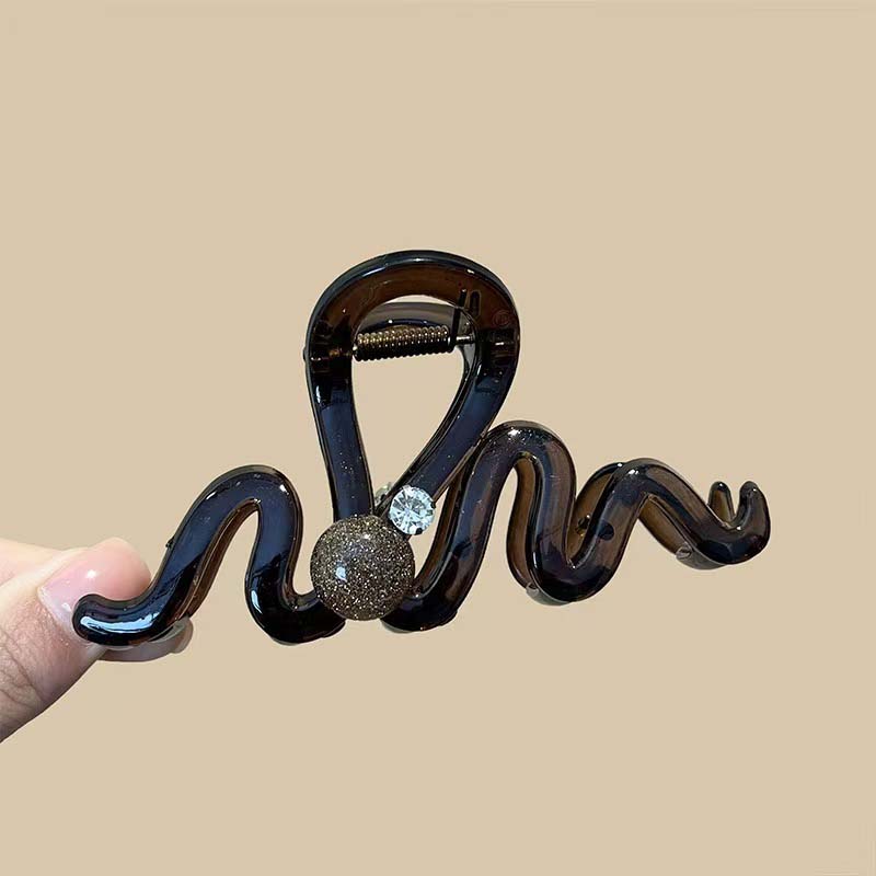 

New Acrylic Wave Beaded Hair Claws for Women Korean Sweet Irregular Shark Clip Hairpin Headwear Hair Accessories