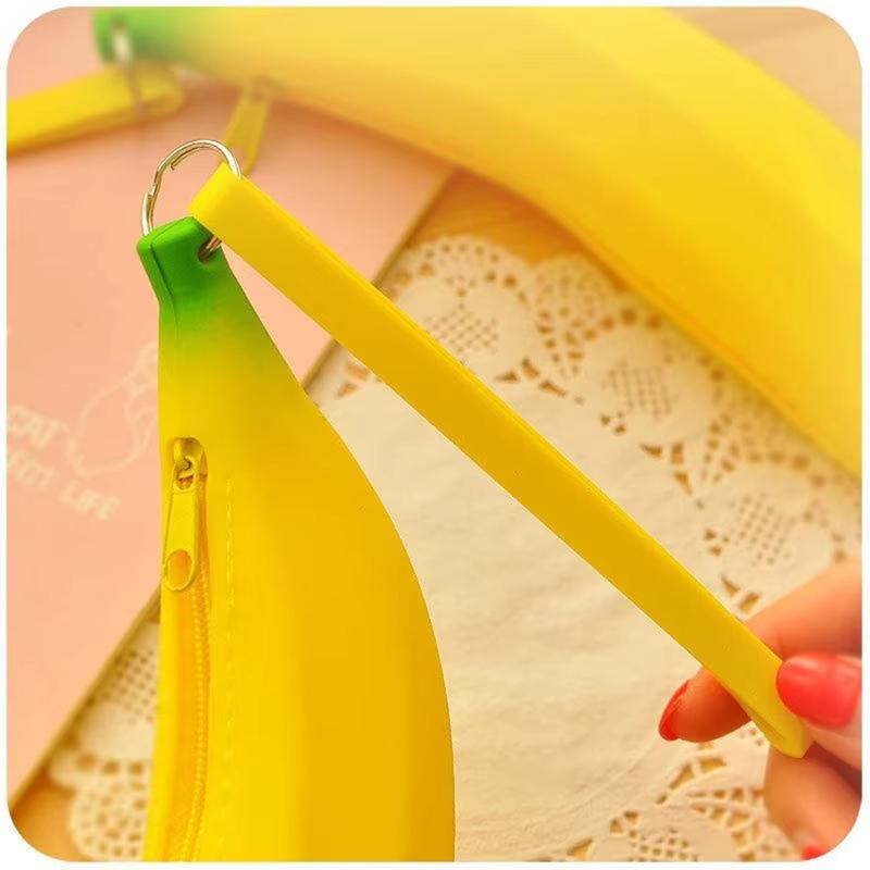 Novelty Silicone Portable Yellow Banana Coin Purse Multifunctional Pencil Case Wallet Key Bag Pouch