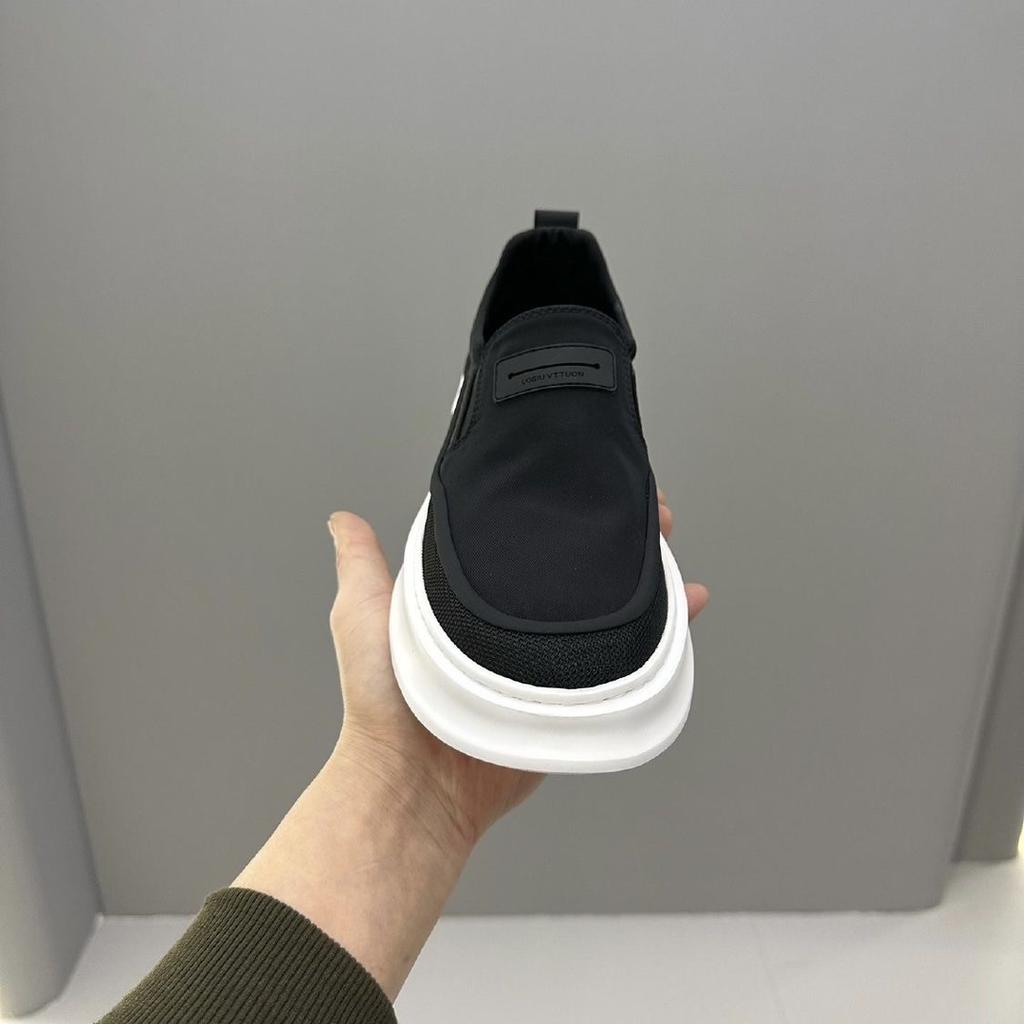 Moda 2025 Nowe Męskie Luksusowe Wsuwane Buty Do Jazdy Oddychające Icy Mesh Canvas Casualowe Sneakersy Ultralekkie Wszechstronne Obuwie dla Mężczyzn