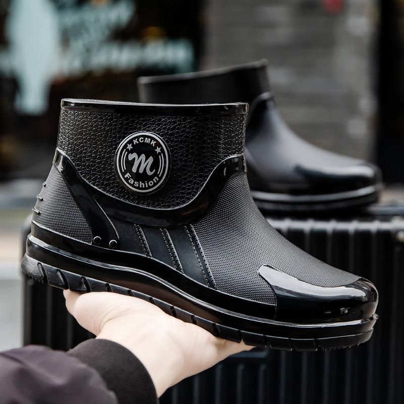 New Fashion Waterproof Men's Rain Shoes Short Tube Kitchen Work Fishing Rain Boots Car Wash Water Shoes Trendy Rubber Shoes