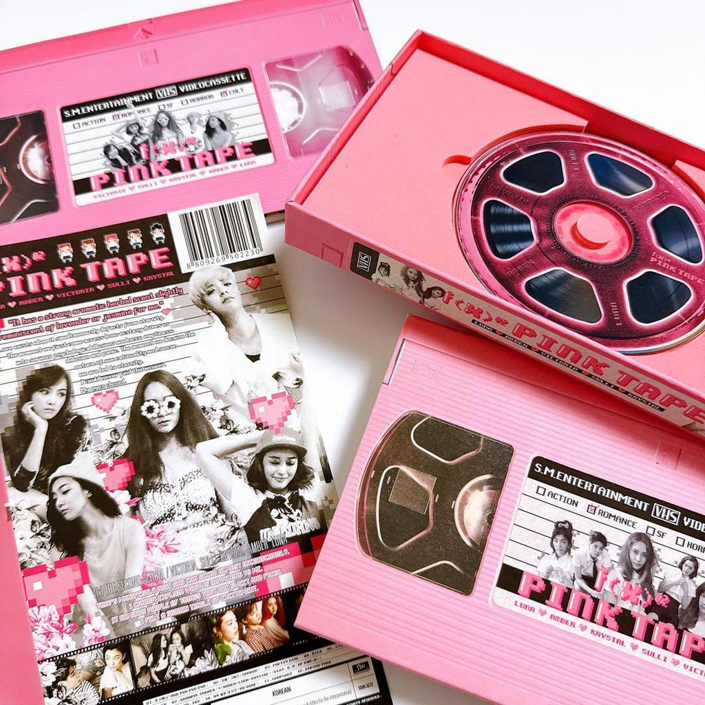 [USED] Limited Edition f(x) Pink Tape Album Booklet + Amber Trading Card
