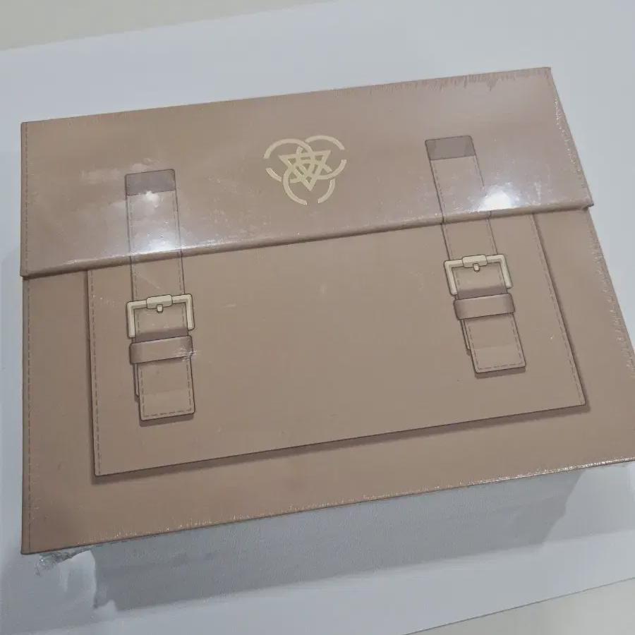 

Blue Archive 2.5th Anniversary Album Package Sealed
