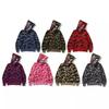 Sweat à capuche zippé pour homme avec imprimé tête de requin camouflage Coupe ample Streetwear