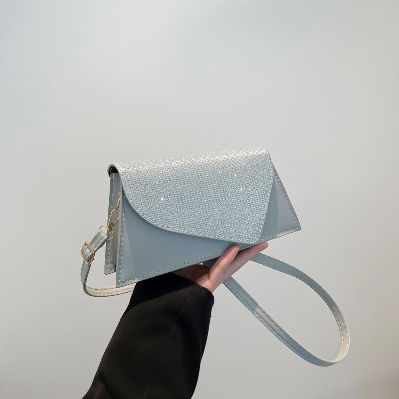 

Модный тренд новая женская сумка легкая роскошь высококлассная универсальная дизайнерская сумка через плечо сумка-мессенджер маленькая квадратная сумка серебряный