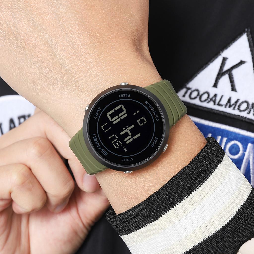 Electronic watch men's student party watch waterproof multi-function luminous outdoor sports electronic watch