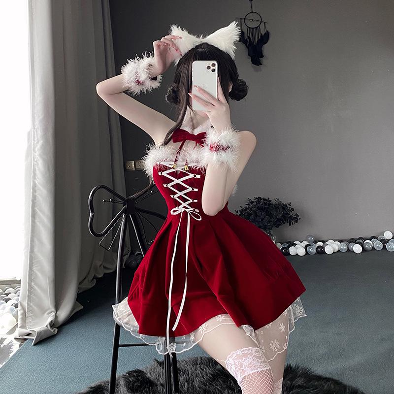 Domi La Velvet Strapless Dress: Festive New Year & Christmas Set for Feminine Autumn/Winter Elegance