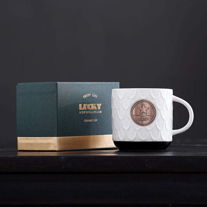 

Retro Ceramic Peacock Fish Scale Coffee Mug