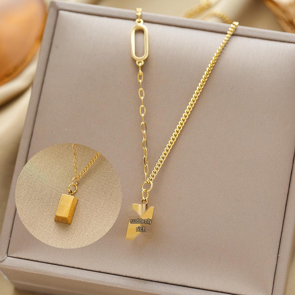 Exquisite 18K Gold-Plated Titanium Steel Necklace - Women's Clavicle Chain Jewelry, Fade-Resistant