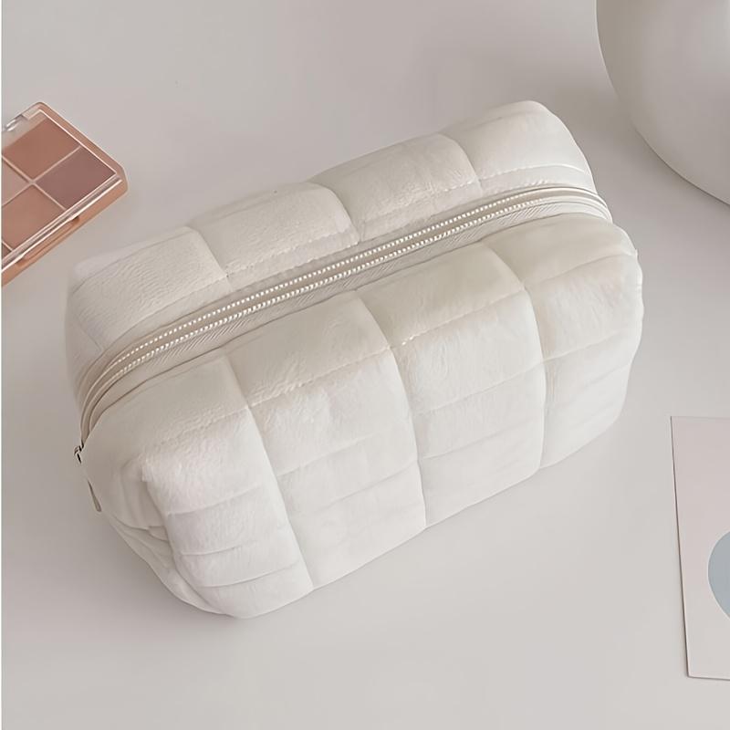 Cosmetic Storage Bag, Perfect for Students And Women for Travel Storage,Vacation Organizers, And Large-Capacity Cosmetic Cases.