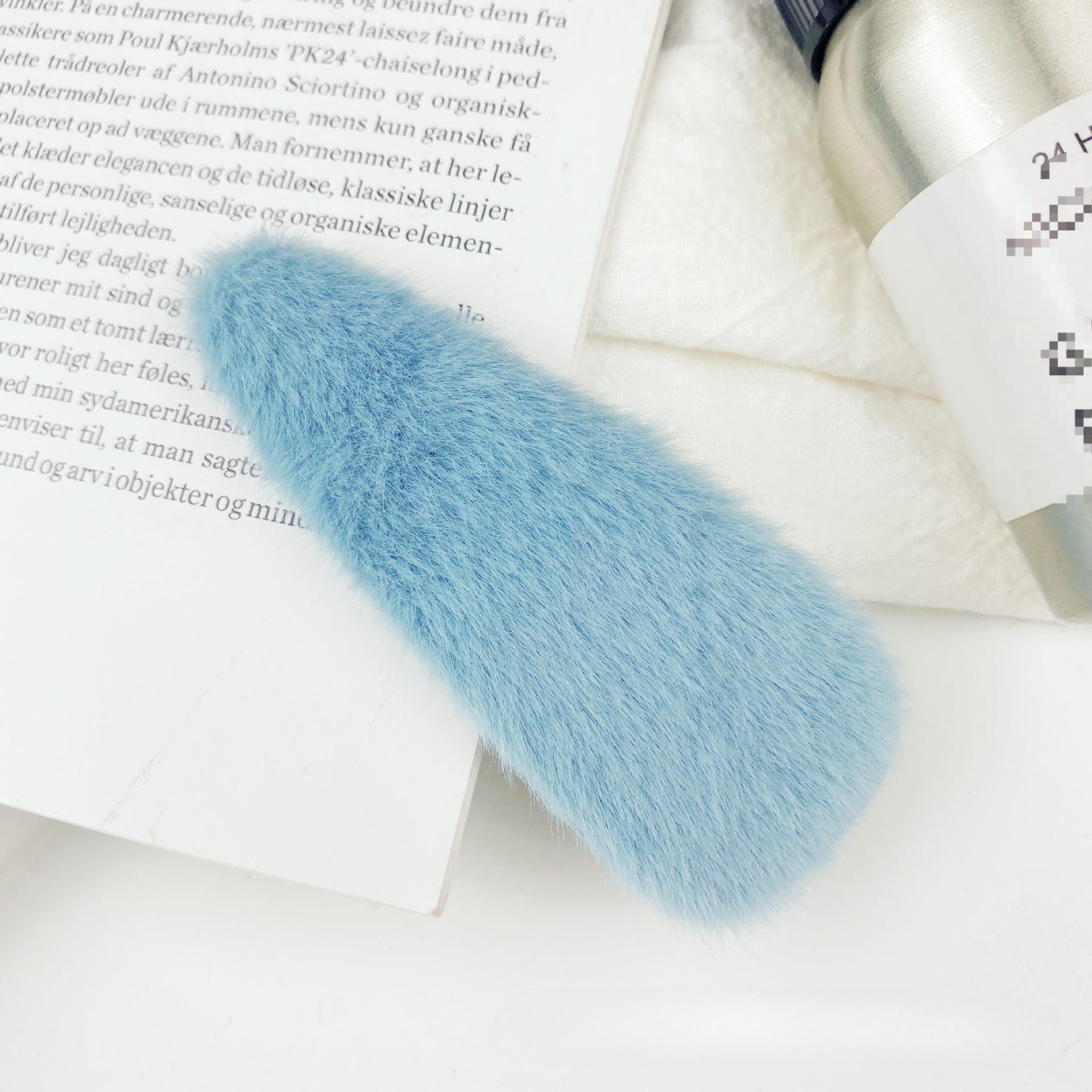 

2 шт. Новые мягкие плюшевые заколки BB карамельного цвета для девочек, заколки для челки, зимние плюшевые заколки, заколки из искусственного меха, головные уборы, аксессуары для волос 2pcs