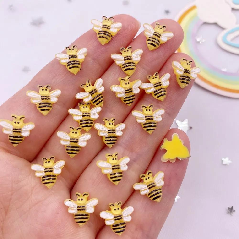 Charming Hand-Painted Mini Honeybee Resin Decorations, 10mm - DIY Crafts, Nail Art & Scrapbooking, Rhinestone Appliques, Bee