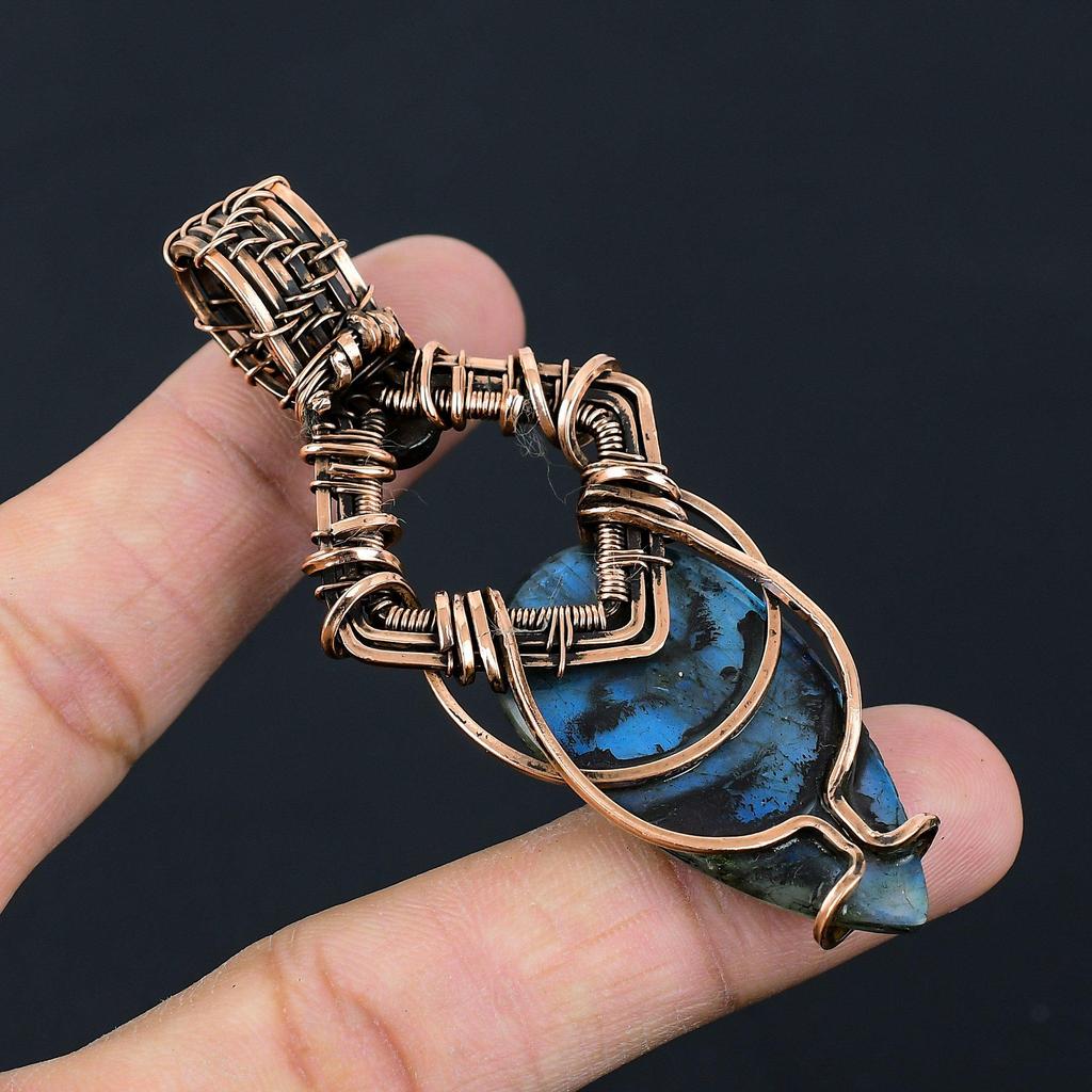 Lavish Labradorite Gemstone Pure Copper Wire Wrapped Handmade Pendant Jewelry