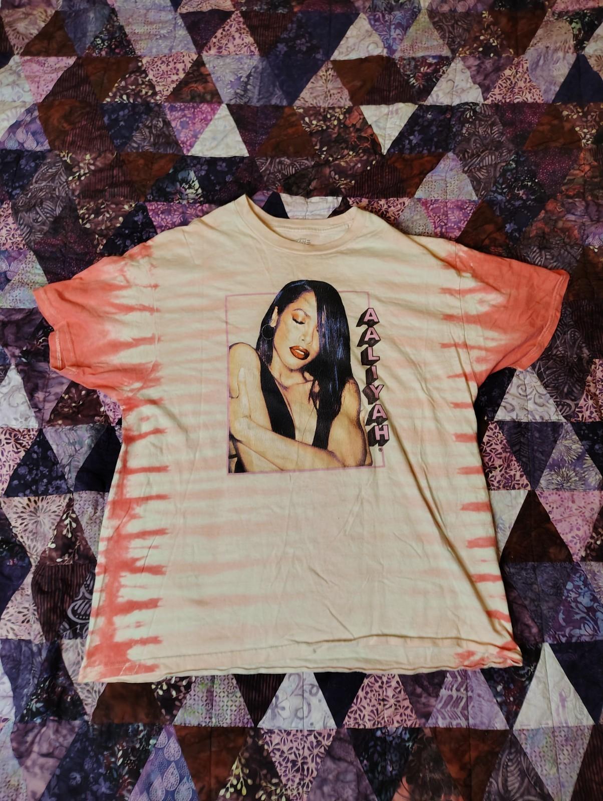 Aaliyah T-shirt Mens XL Pink Graphic Short Sleeve Aaliyah Print Tie-Dye Retro XL