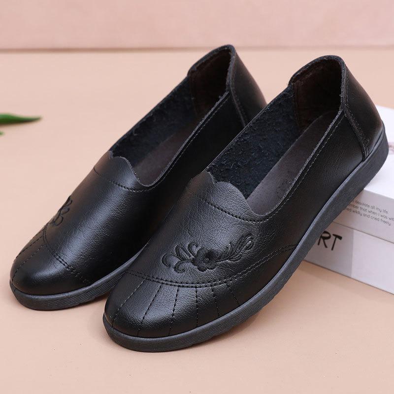 Spring New Shoes Comfortable Soft-soled Single Shoes Medium Leather Shoes Flat-soled Elderly Middle-aged and Elderly Women's Shoes
