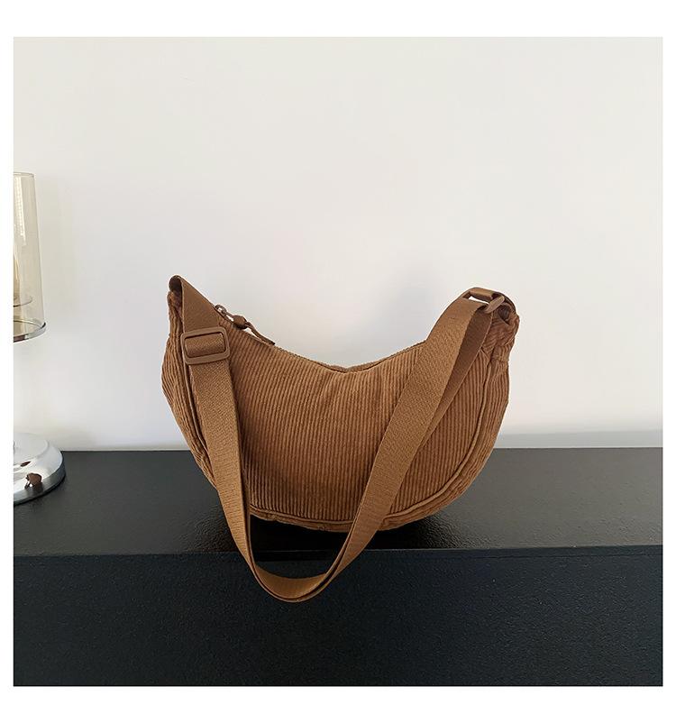 Bagone Fluwelen Dumpling Tas Herfst Winter Nieuwe Dames Schoudertas Heren Crossbody Onderarmtas Lichtgewicht bruin