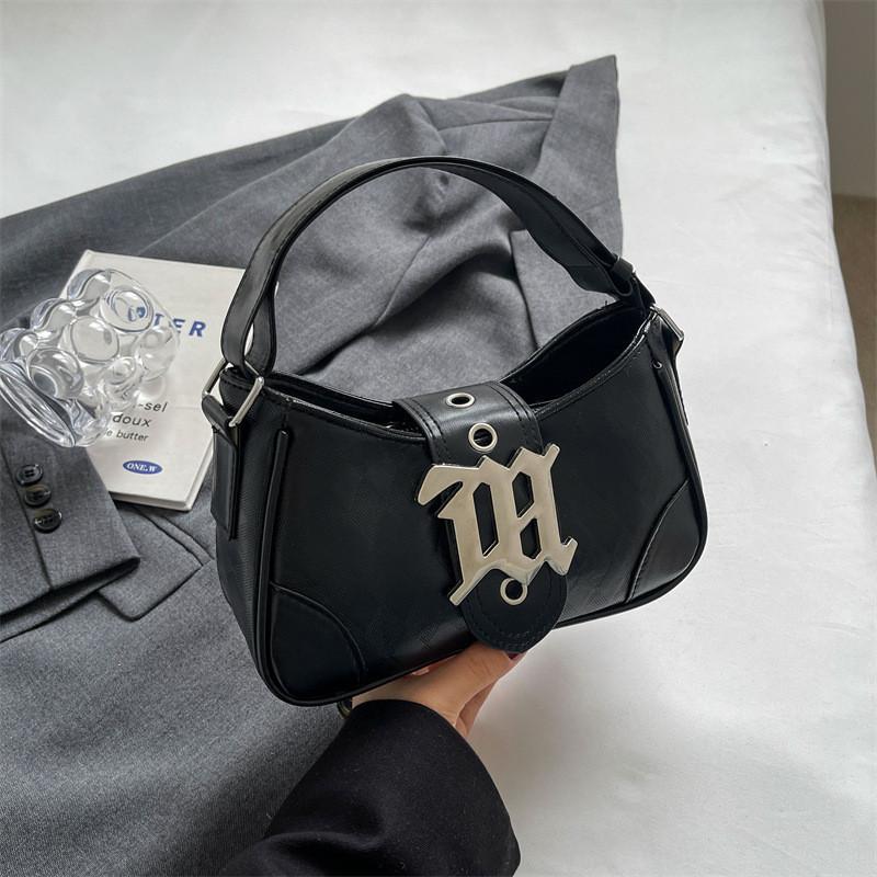 

2024 Весна Новая Корейская Мода Ручная Маленькая Квадратная Сумка Уличный Стиль PU Сумка Через Плечо Для Женщин чёрный