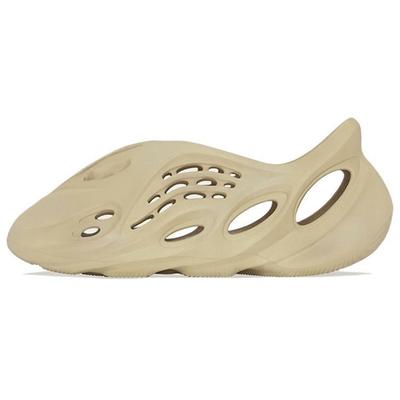 Yeezy Foam Runner Wüsten-Sand Unisex Sneaker Braun GV6843