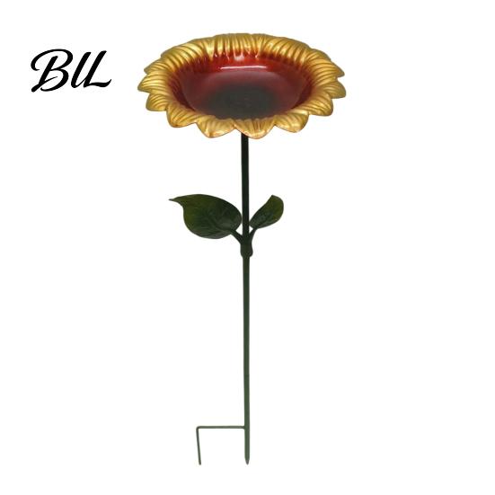 Butterfly Drinking Station Handmade Metal Flower Garden Stake with Bee Bath And Bird Water Backyard Waterer Bowl Weather-Resistant Pollinator Watering 1pc
