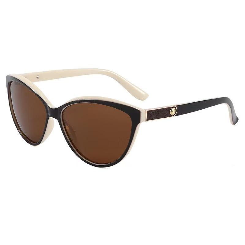 Elegant Korean Style Polarized Cat Eye Sunglasses with Leather Inlay for Women
