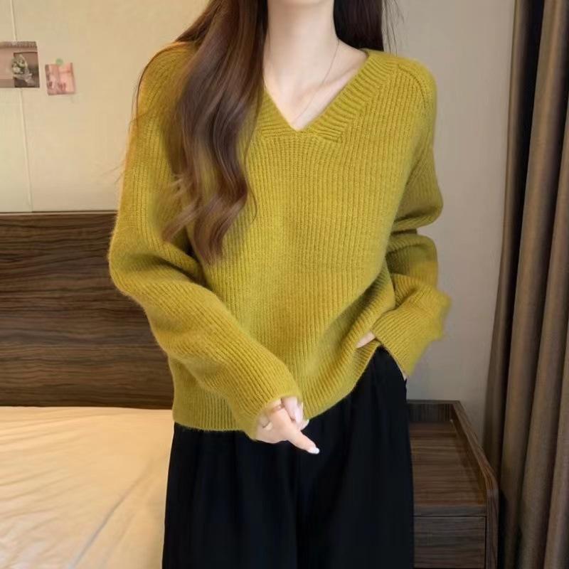V-neck Solid-color Versatile Sweater with Autumn and Winter New Gentle Wind Soft Waxy Lazy Bottoming Knitted Sweater